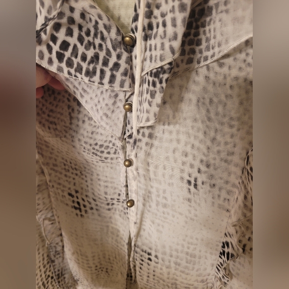 Zara Ruffled Animal Print Blouse - Picture 7 of 9